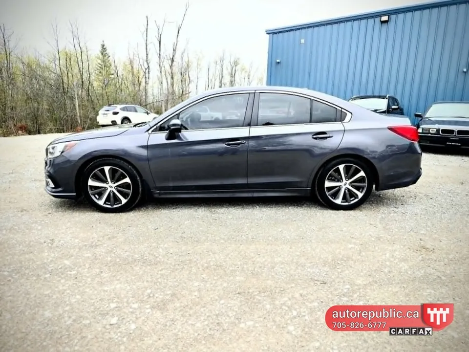 Subaru Legacy 2018 photo 2