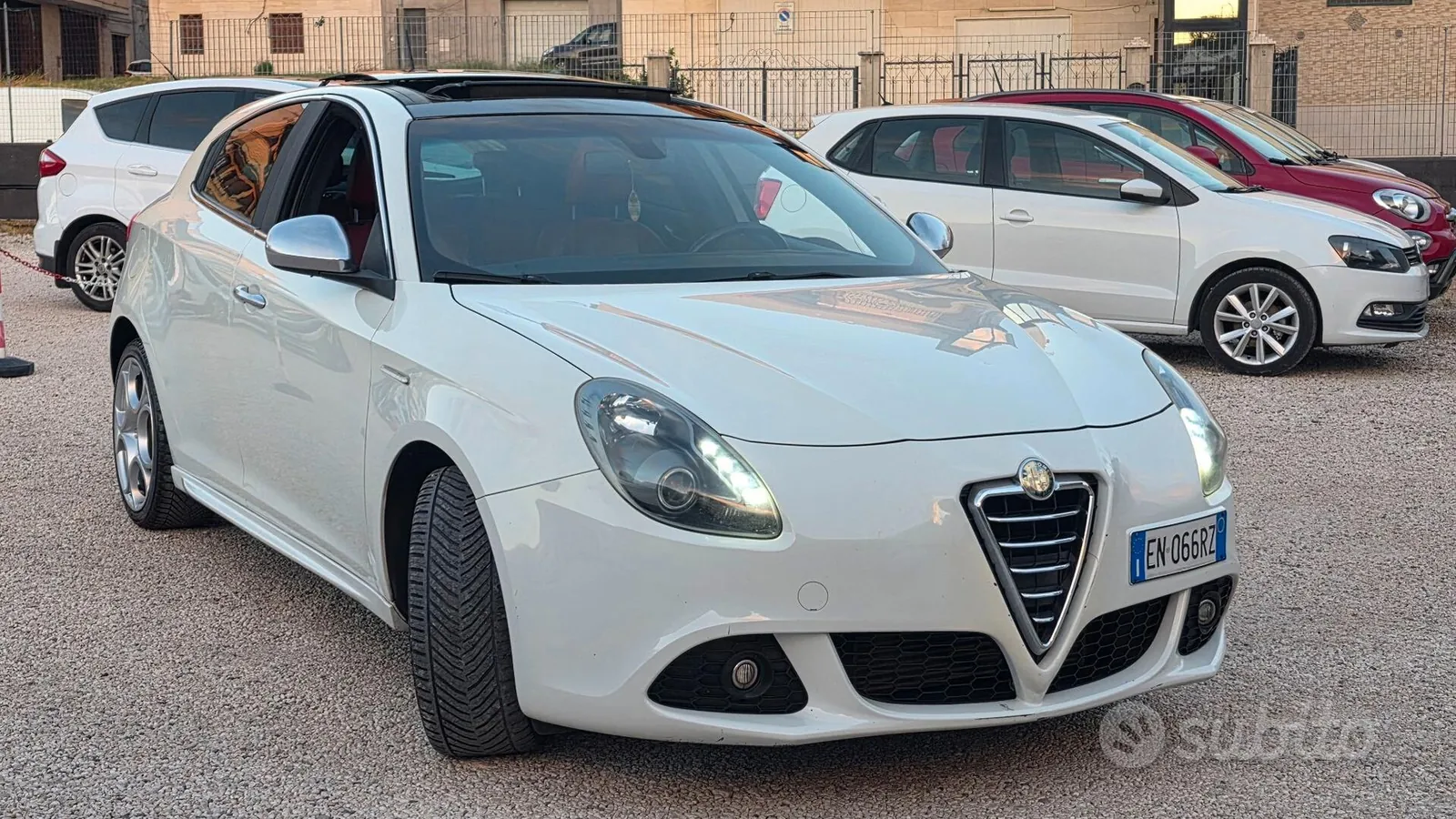 Alfa Romeo Giulietta 2012 photo 3