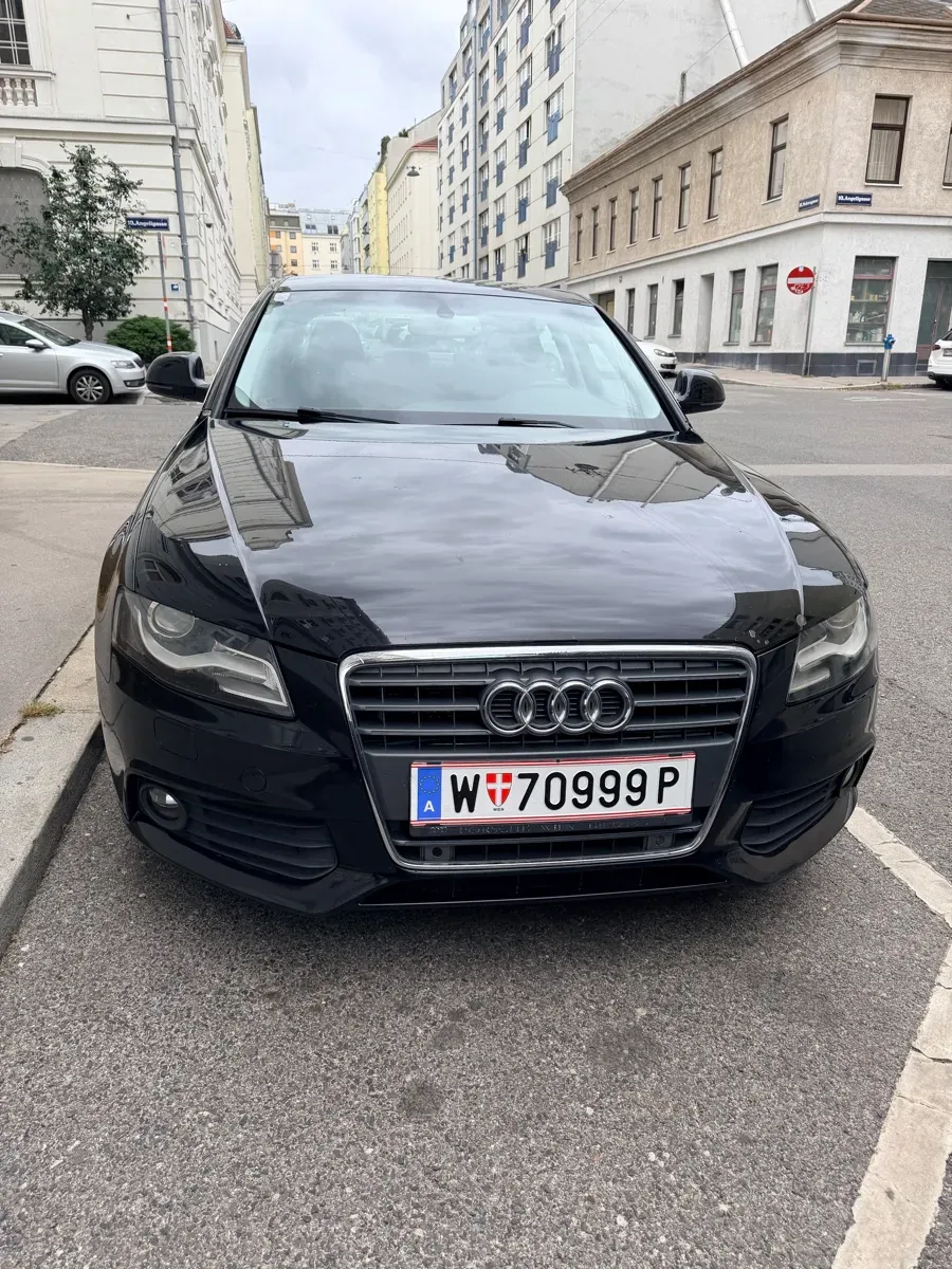 Audi A4 2008 photo 2