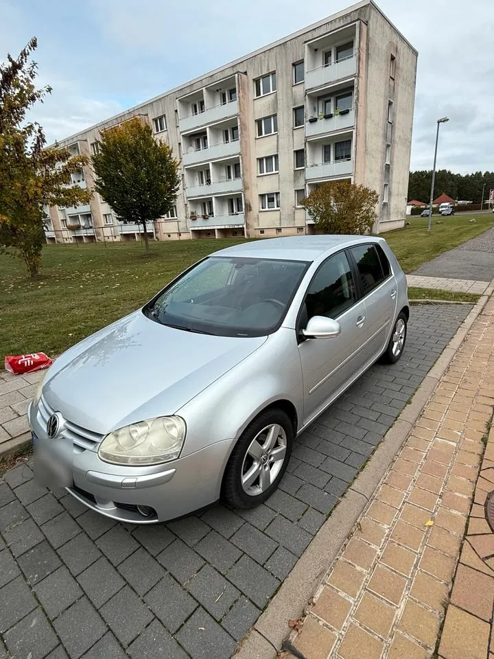 Volkswagen Golf V