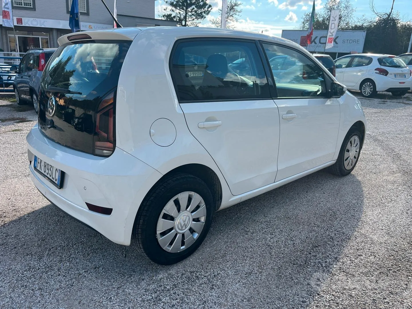 Volkswagen Up 2017 photo 5