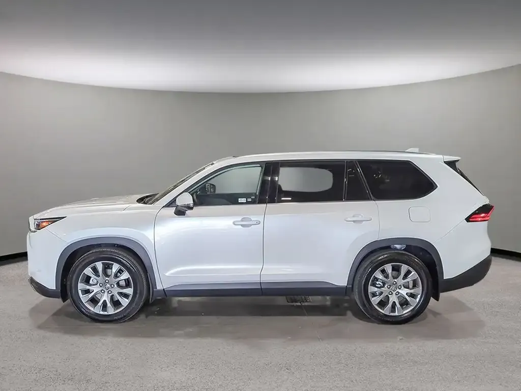 Toyota Grand Highlander 2026 photo 3