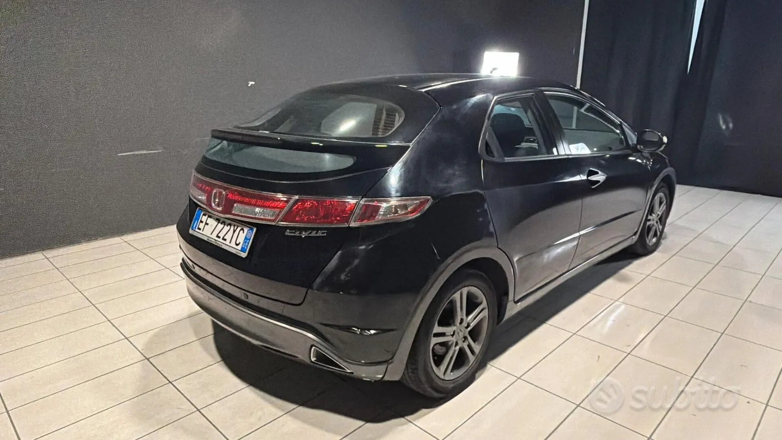Honda Civic 2011 photo 5