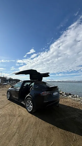 Tesla Model X 2017 photo 5