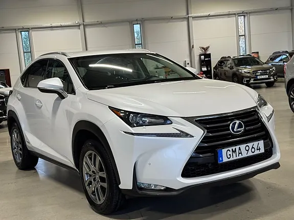 Lexus Nx300H 2016 photo 3