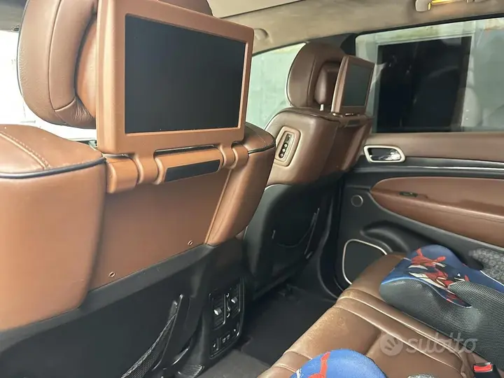 Jeep Grand Cherokee 2016 photo 3