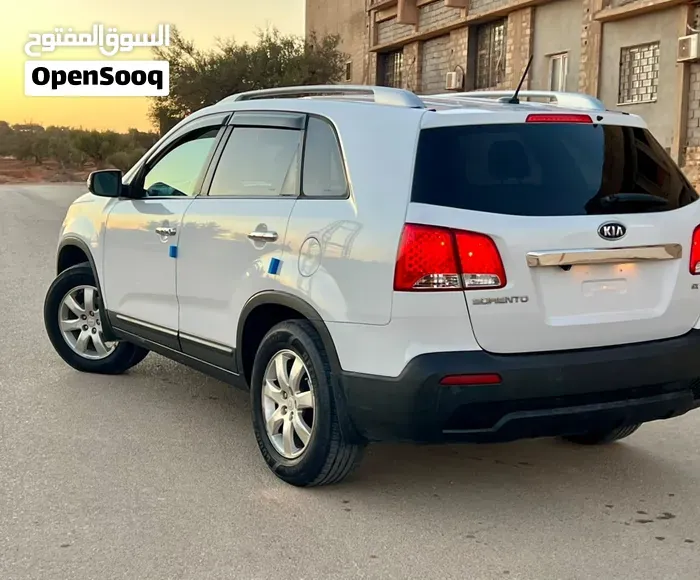 Kia Sorento 2012 photo 4