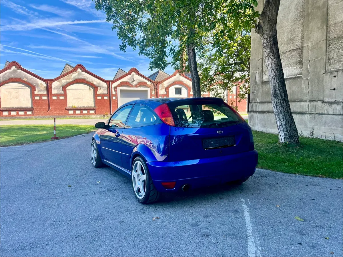 Ford Focus 2004 photo 3