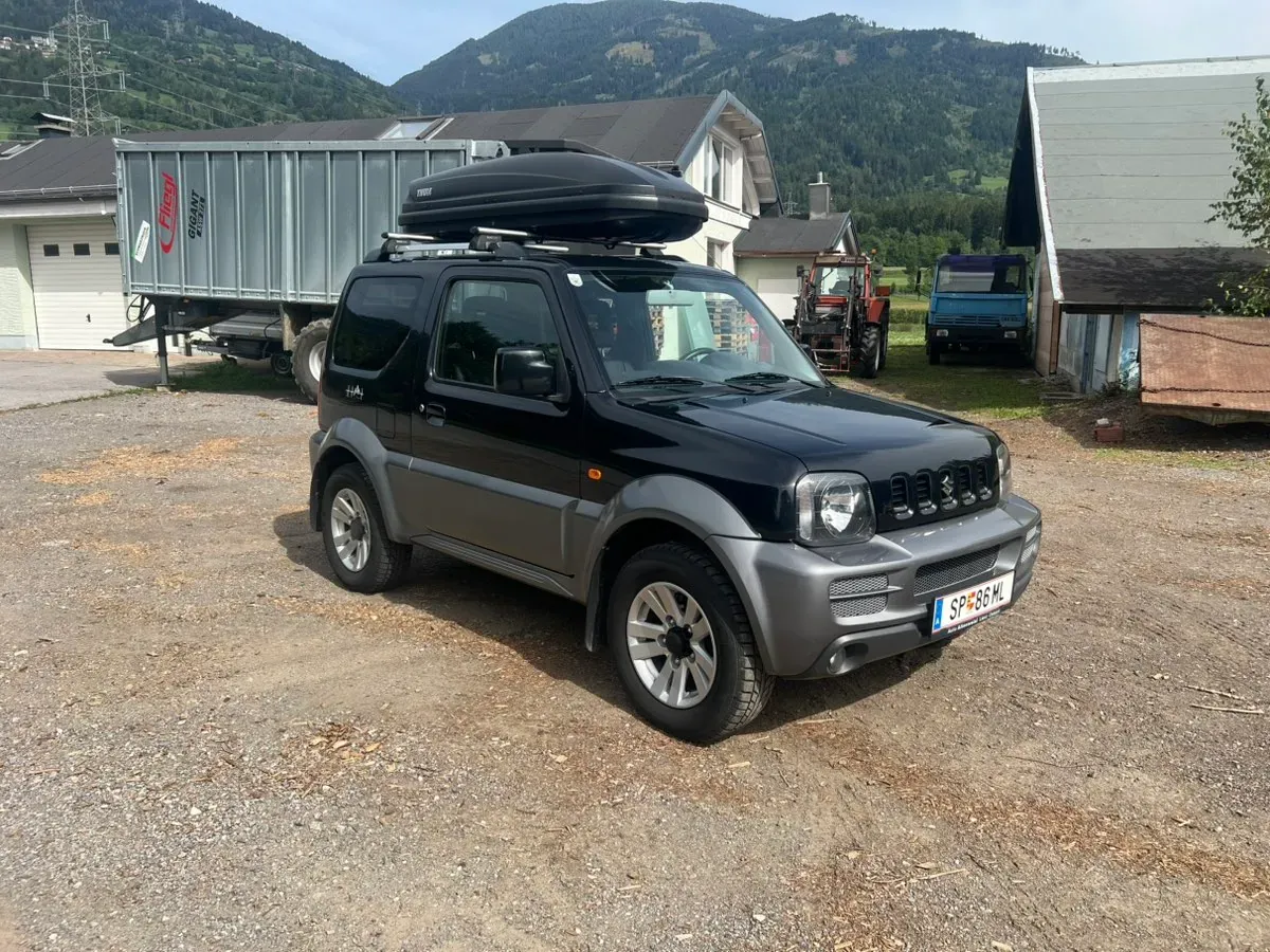 Suzuki Jimny 2012 photo 2