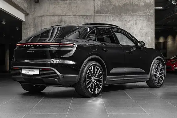Porsche Macan 2025 photo 3