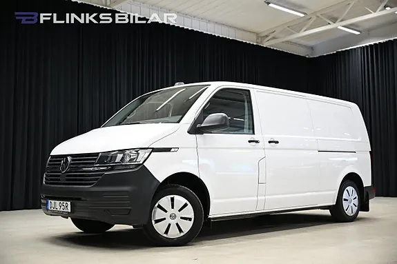 Volkswagen Transporter 2022 photo 2