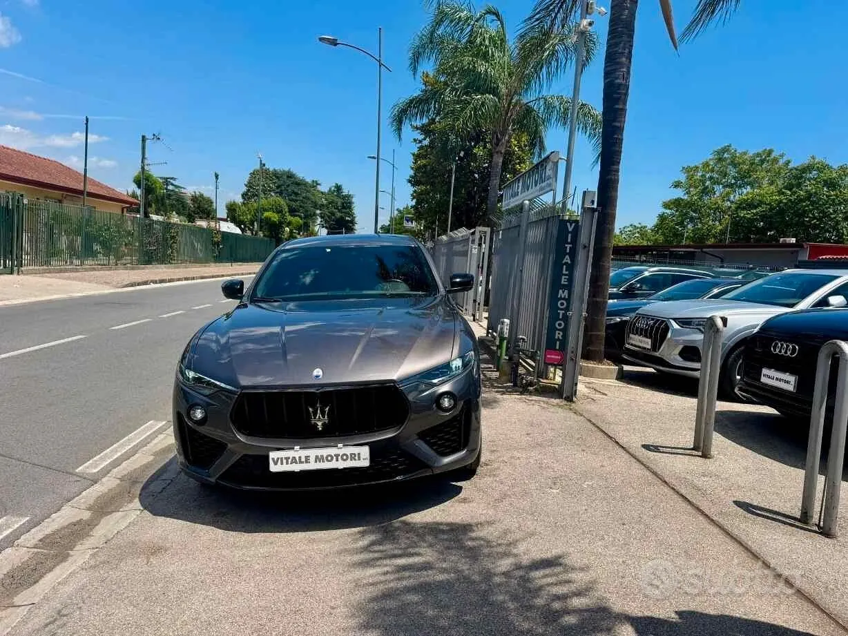 Maserati Levante 2022 photo 2