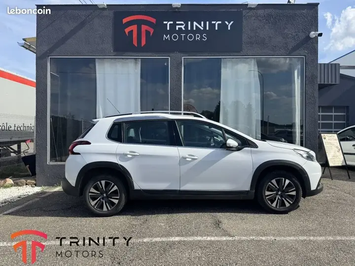 Peugeot 2008 2018 photo 2