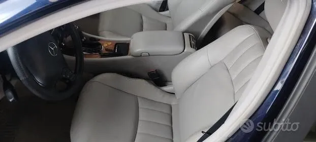 Mercedes-Benz C 220 2004 photo 4
