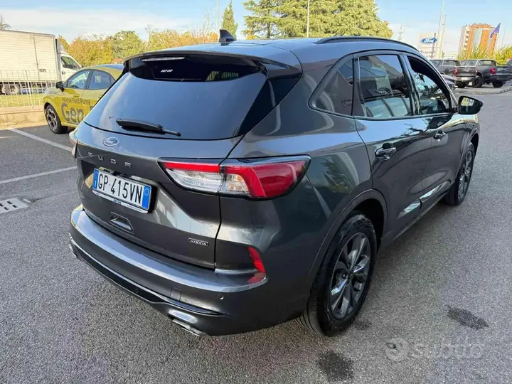 Ford Kuga 2023 photo 3