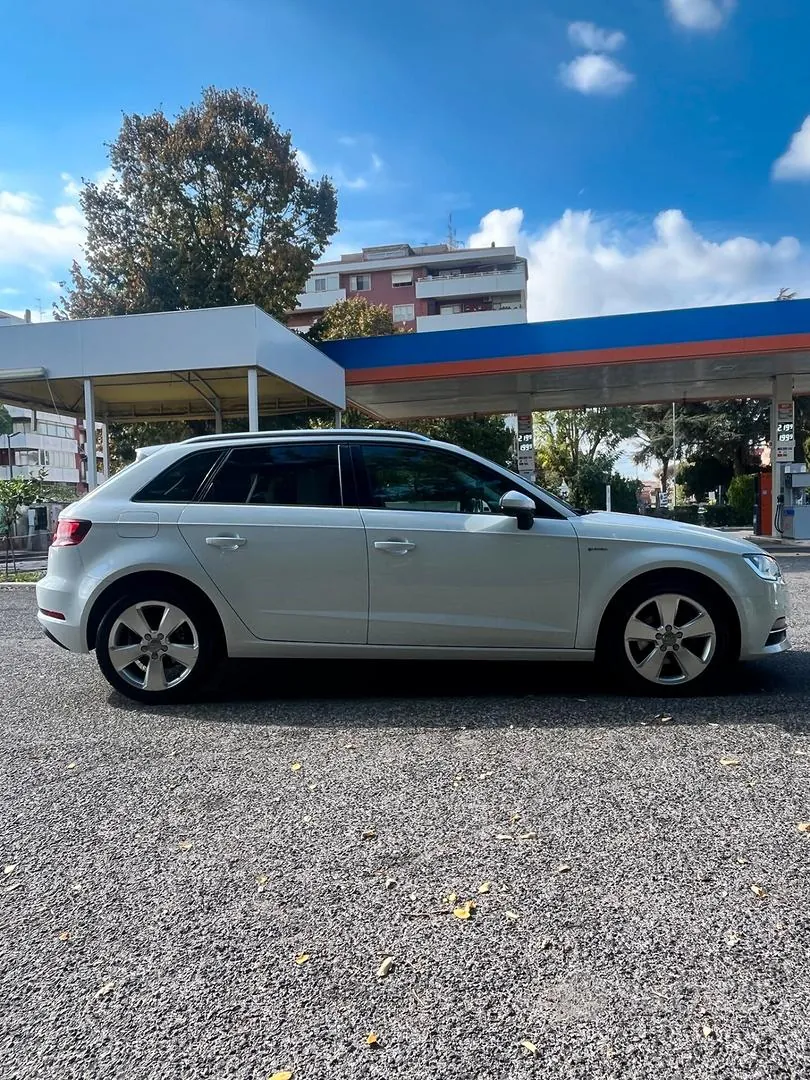 Audi A3 2014 photo 2