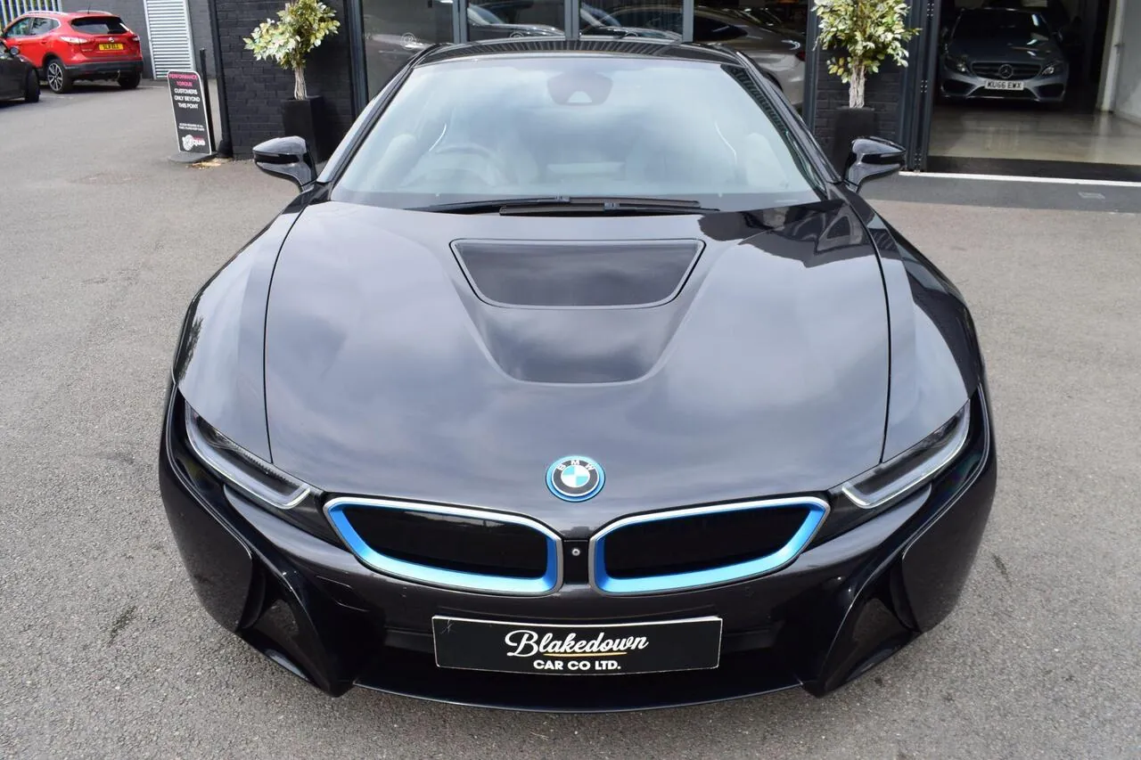 BMW I8 2015 photo 2