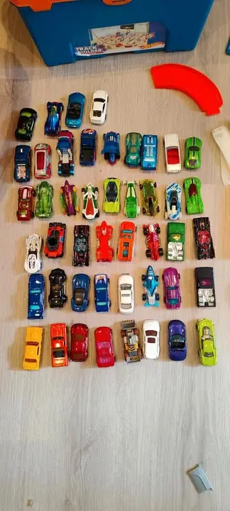 Hot Wheels Set