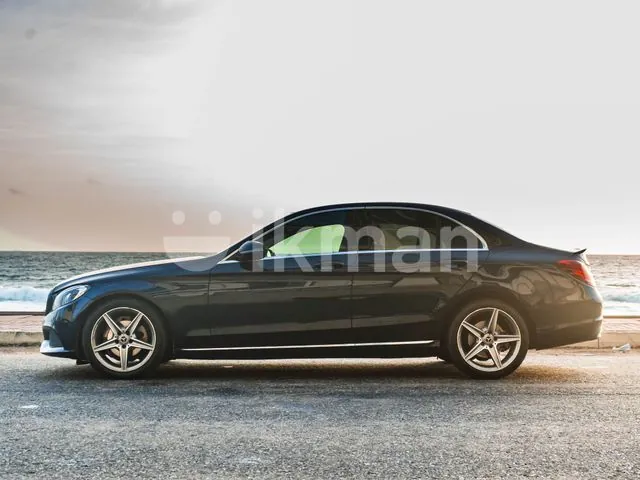Mercedes-Benz C180 2018 photo 4