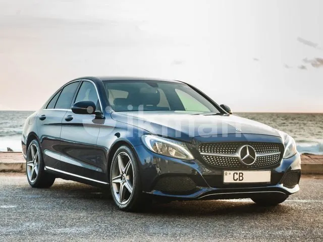 Mercedes-Benz C180 2018 photo 3