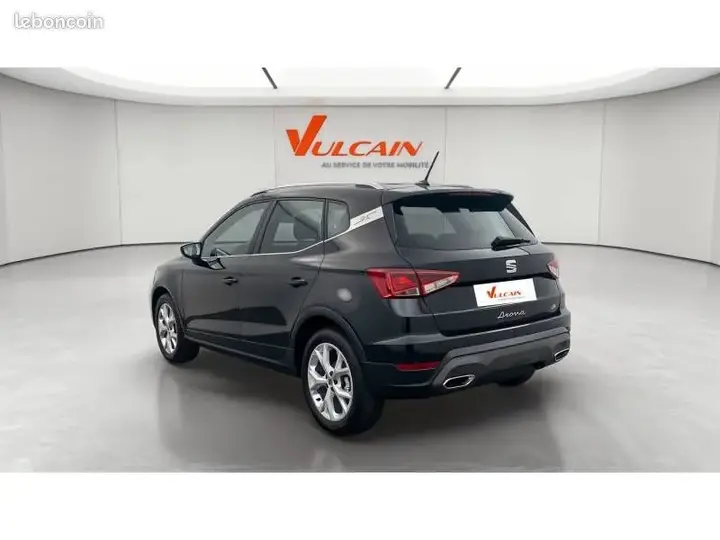 Seat Arona 2023 photo 3