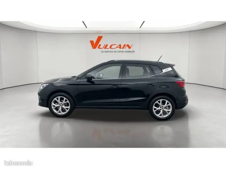 Seat Arona 2023 photo 2
