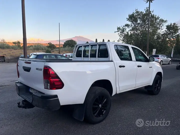 Toyota Hilux 2019 photo 5