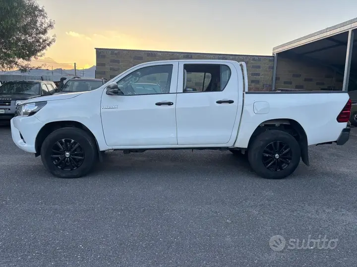 Toyota Hilux 2019 photo 3