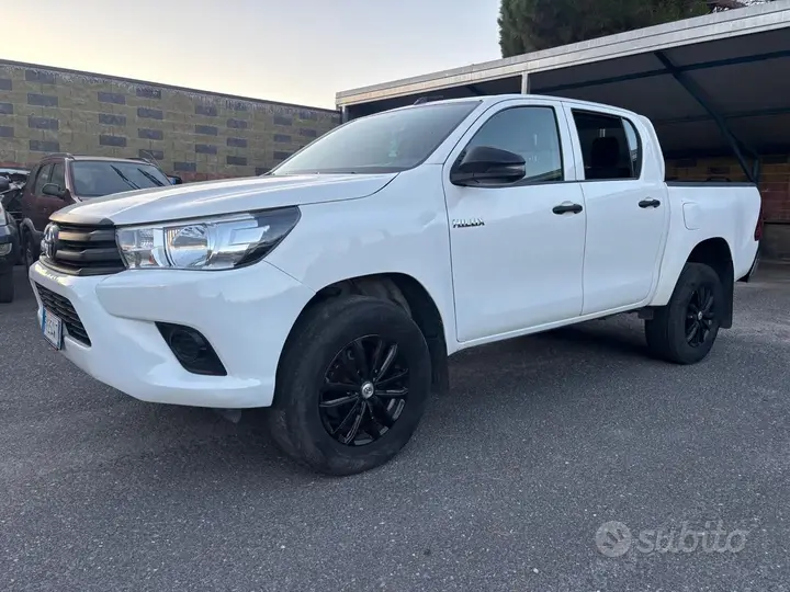 Toyota Hilux 2019 photo 2