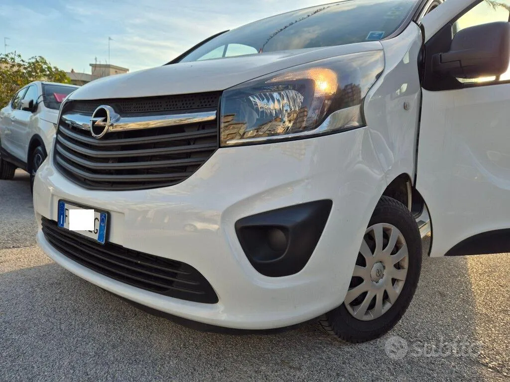 Opel Vivaro 2019 photo 2