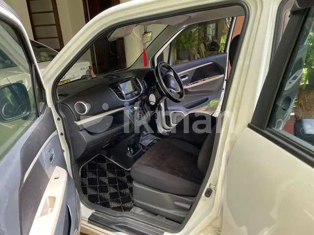 Suzuki Wagon R 2015 photo 3