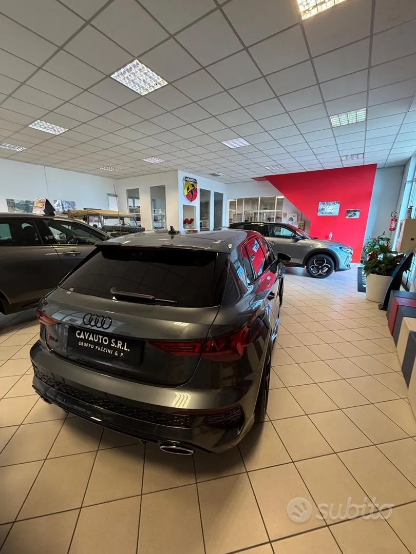 Audi A3 2024 photo 3