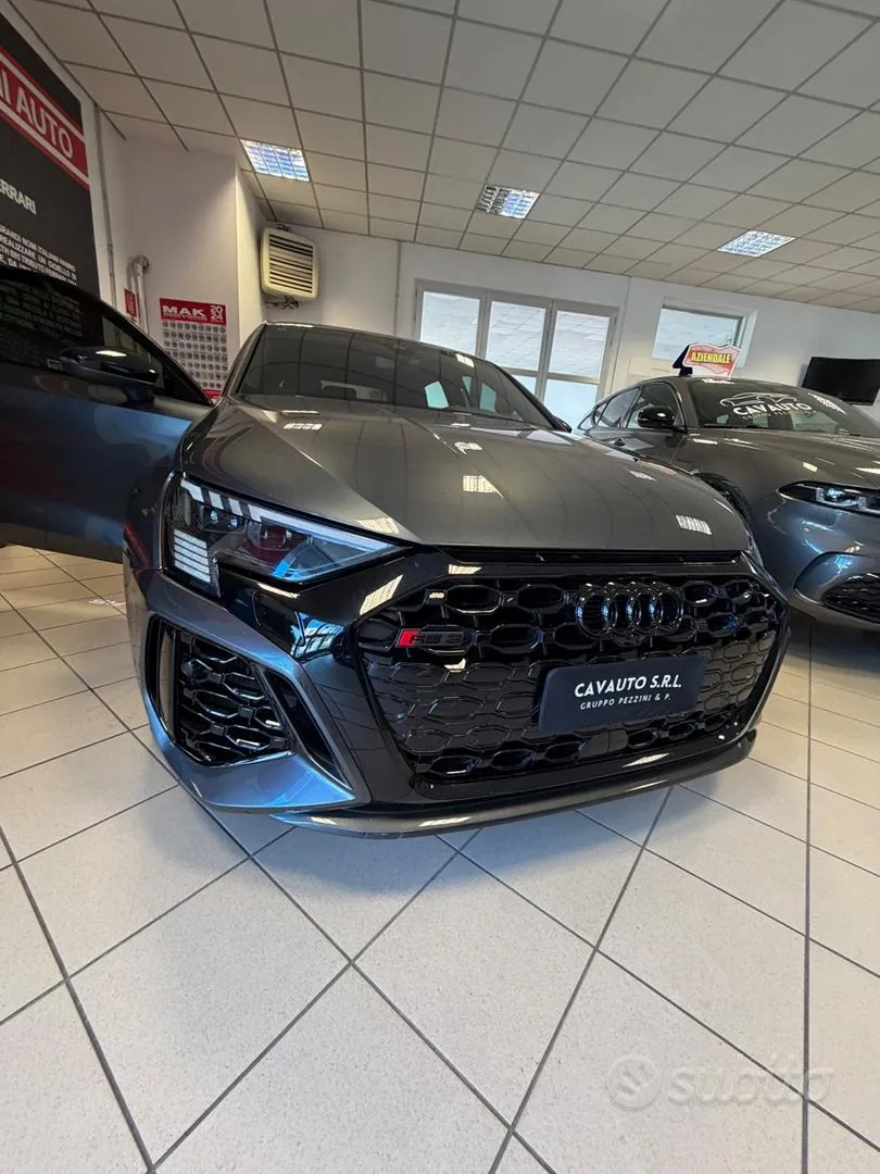 Audi A3 2024 photo 2
