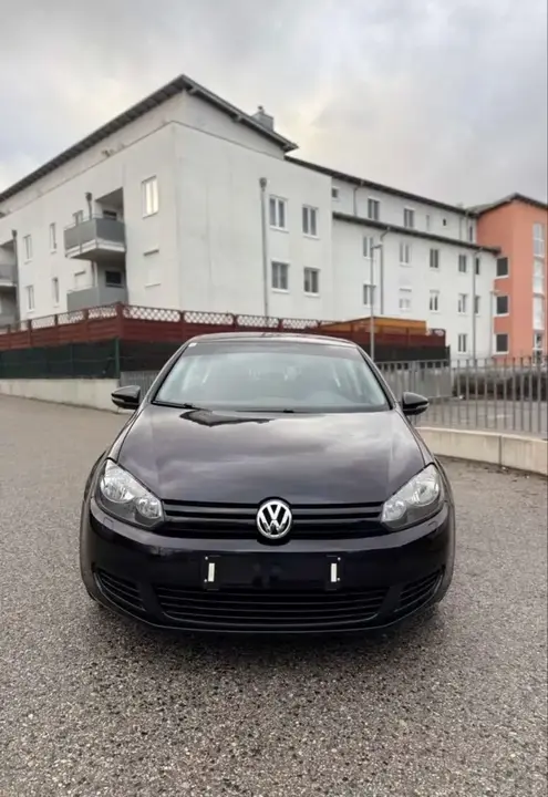Volkswagen Golf 2010 photo 2