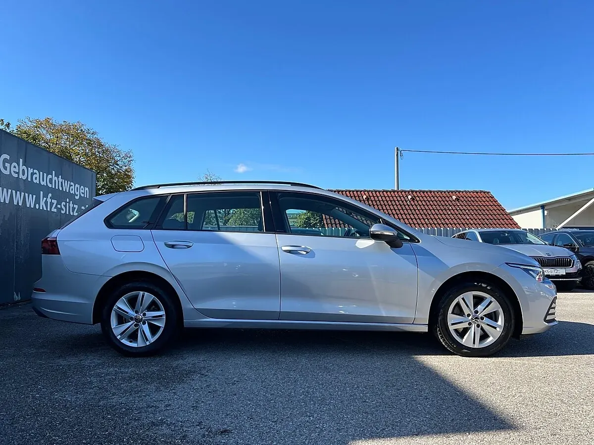 Volkswagen Golf Variant 2022 photo 2