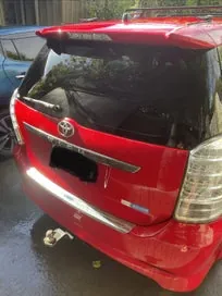 Toyota Wish 2005 photo 4