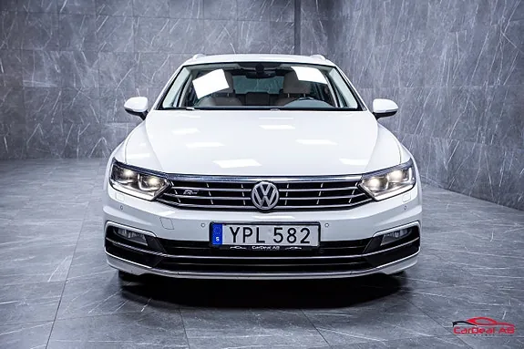 Volkswagen Passat 2018 photo 2