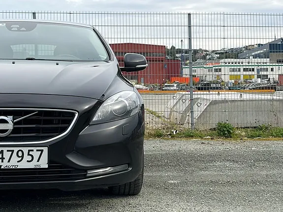 Volvo V40 2013 photo 4