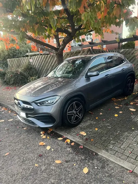 Mercedes-Benz Gla 2023 photo 2