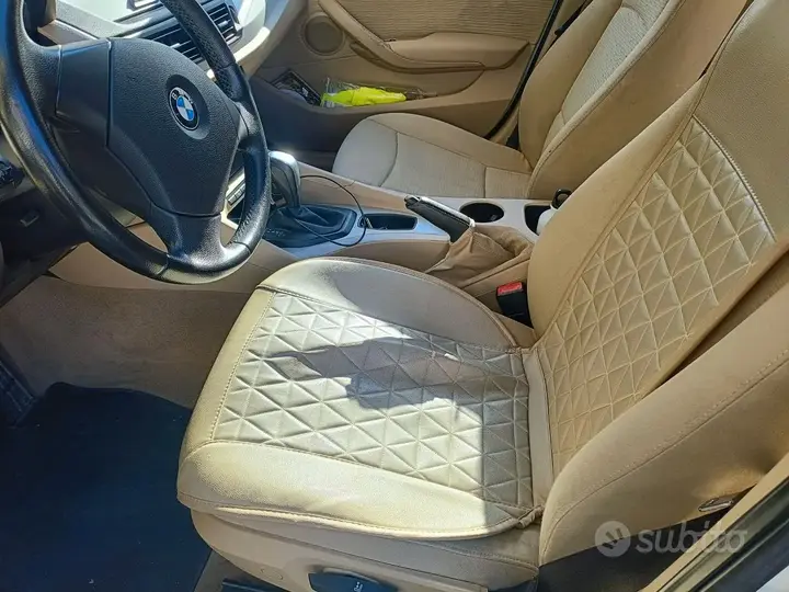BMW X1 2010 photo 4