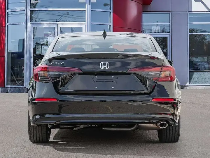 Honda Civic 2026 photo 5