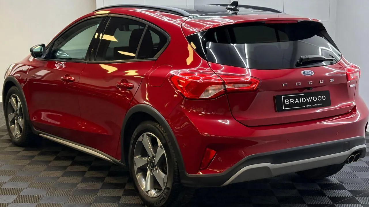 Ford Focus 2021 photo 4