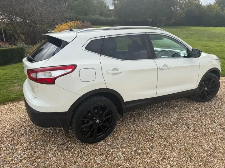 Nissan Qashqai 2016 photo 4