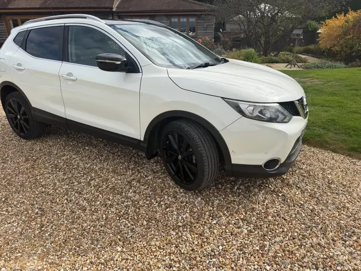 Nissan Qashqai 2016 photo 3