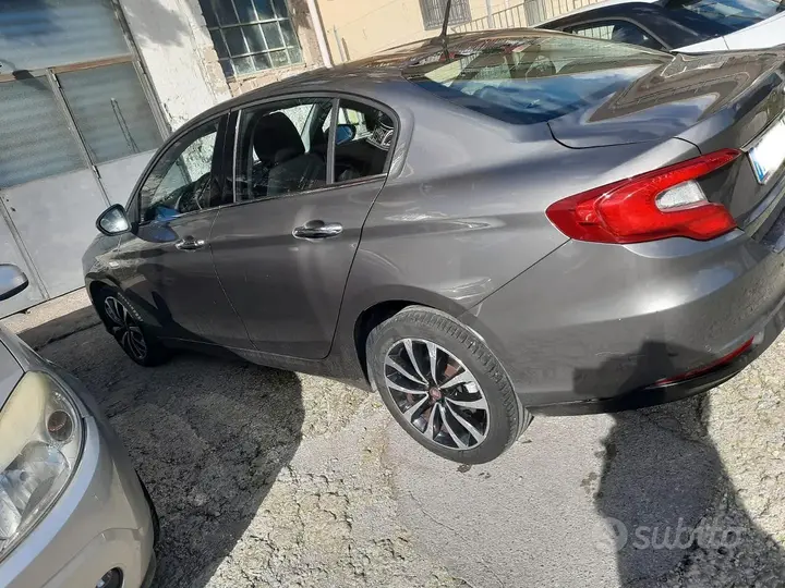 Fiat Tipo 2016 photo 2