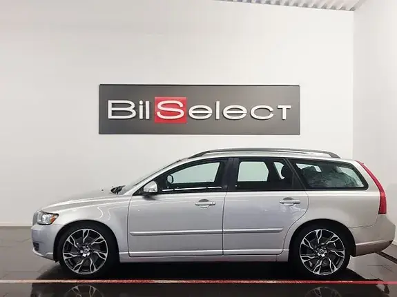 Volvo V50 2010 photo 2