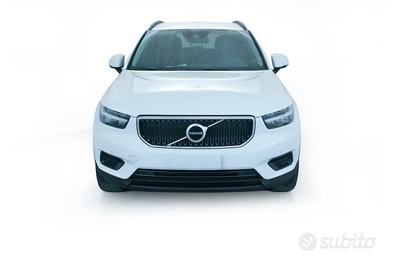 Volvo Xc40 2022 photo 2