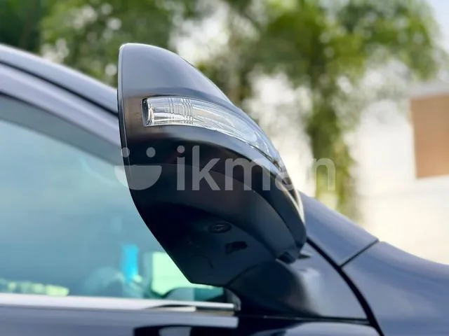 Toyota Land Cruiser Prado 2023 photo 5