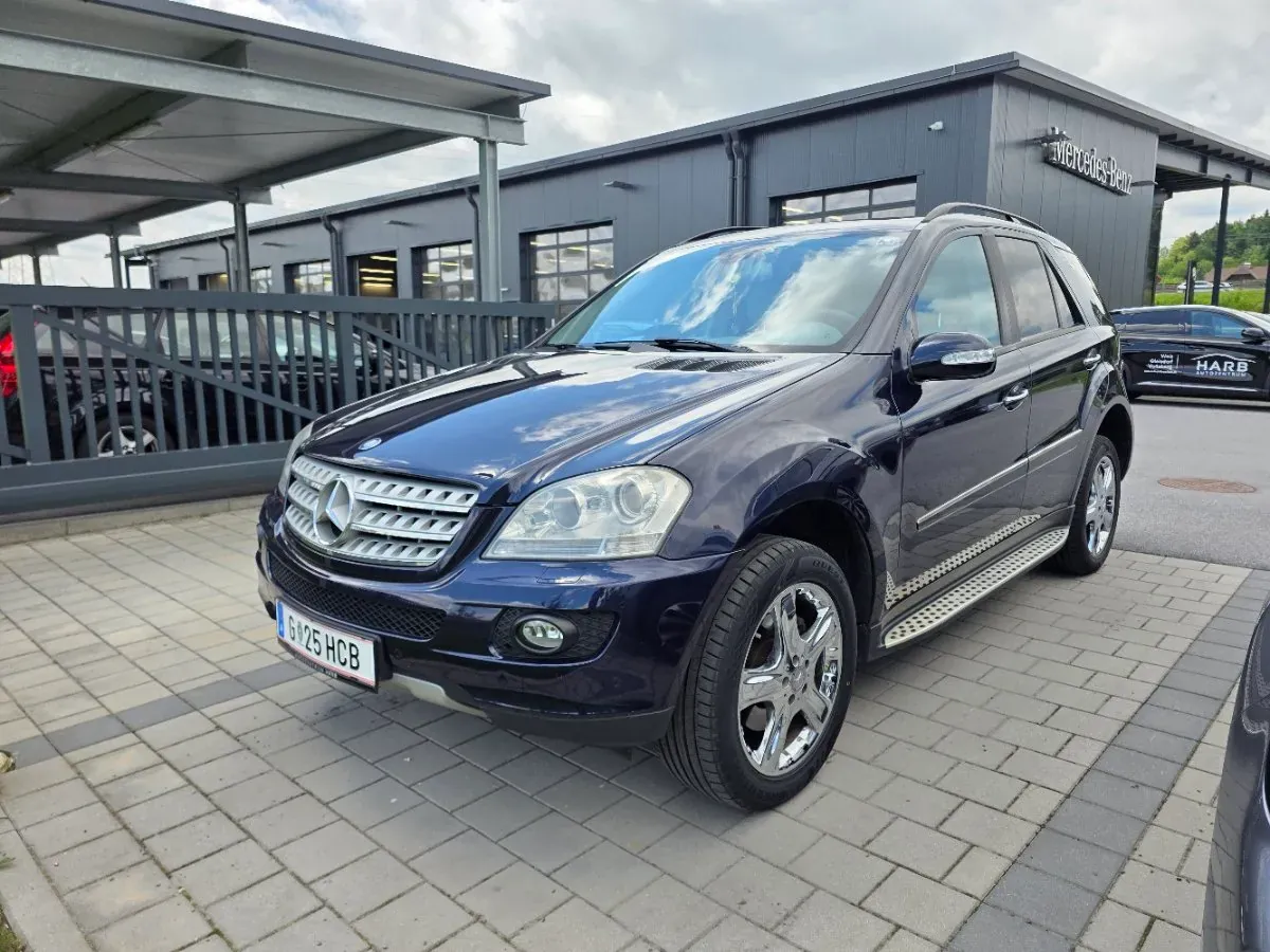 Mercedes-Benz M-Class 2006 photo 2