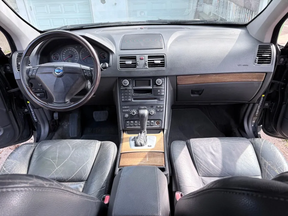 Volvo Xc90 2010 photo 3